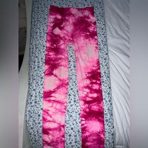 Pink tie die seamless leggings size small, lightly worn
